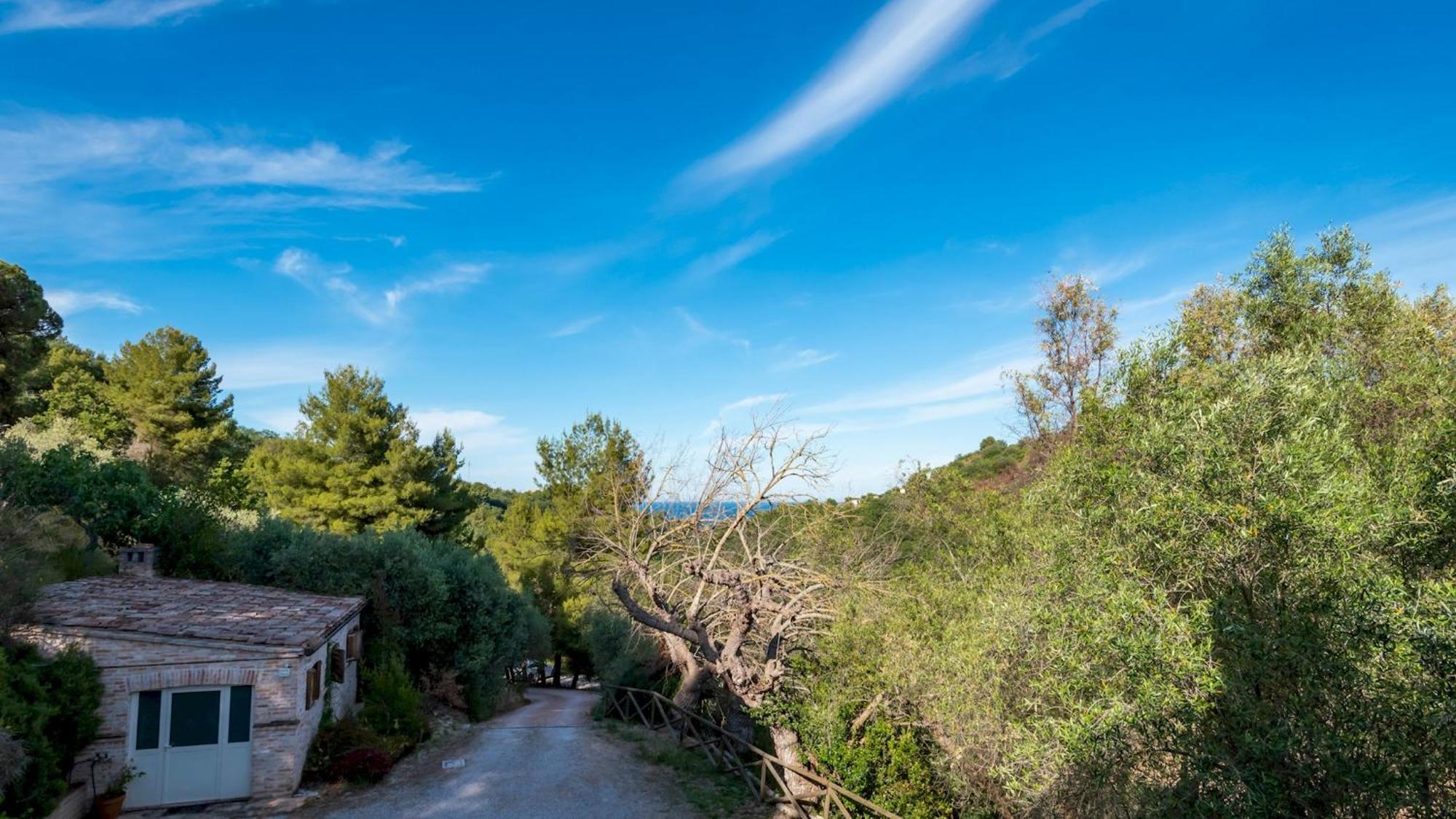 Casa Cantagallo 4&4, Emma Villas Fermo Exteriör bild