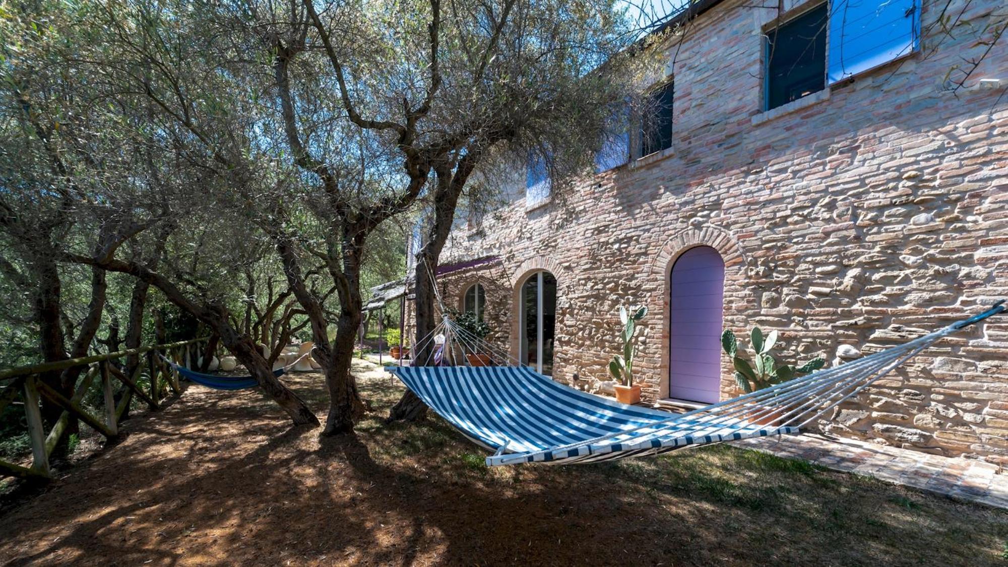 Casa Cantagallo 4&4, Emma Villas Fermo Exteriör bild